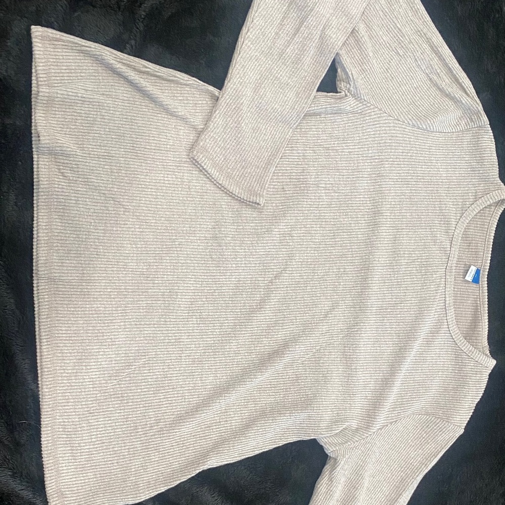 Old navy long sleeve